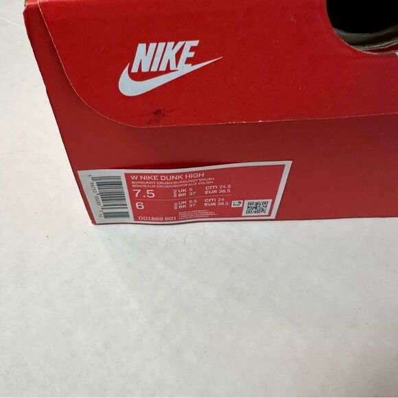 Nike Dunk High - Picture 5 of 5